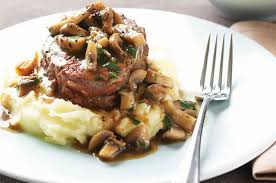Beef w/ Mushroom Sauce