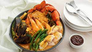 Seafoods Kare-Kare